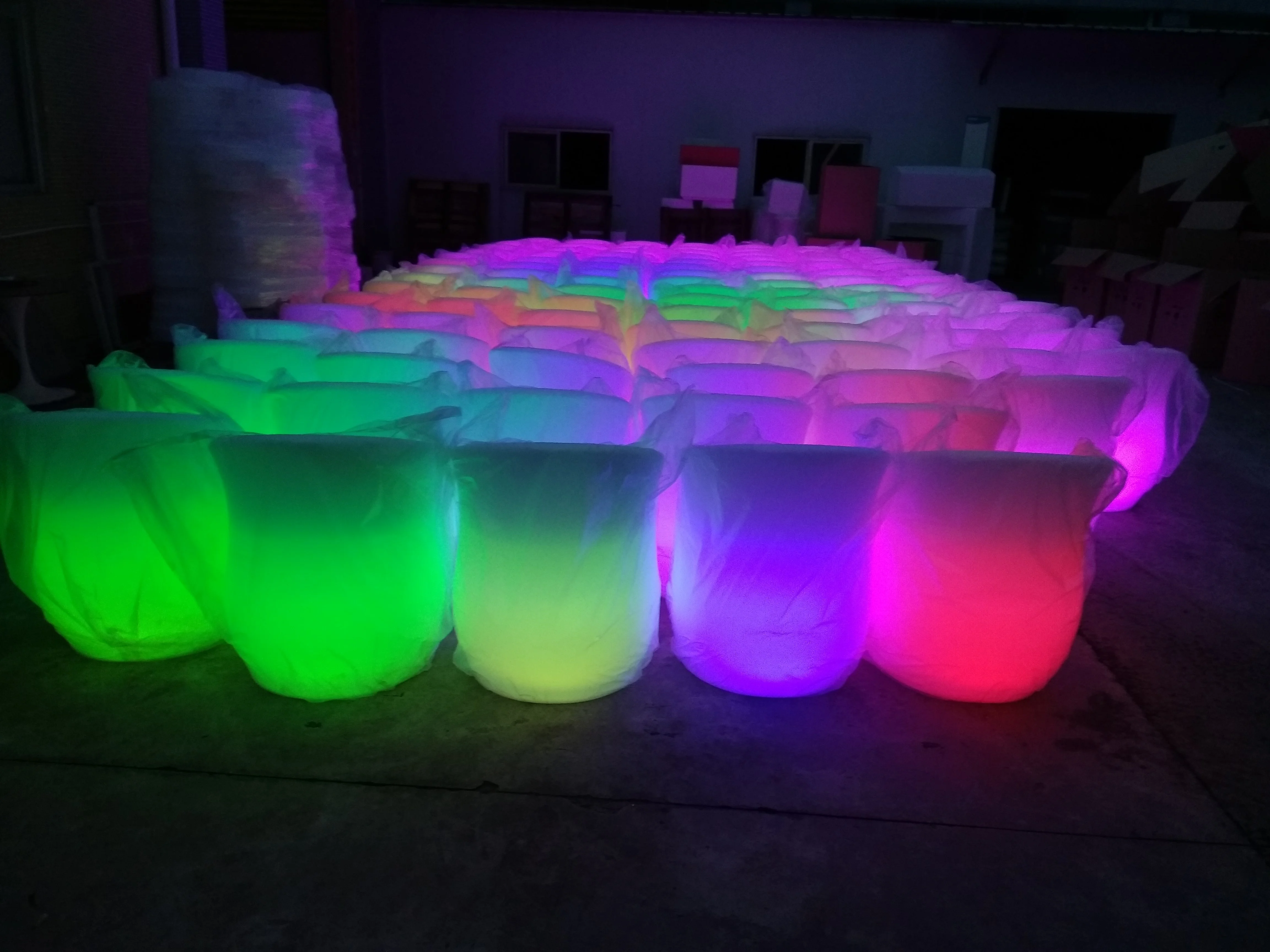 Luxury  bar led table hotel  bar table flower-shape home furniture with RGB 16 colors
