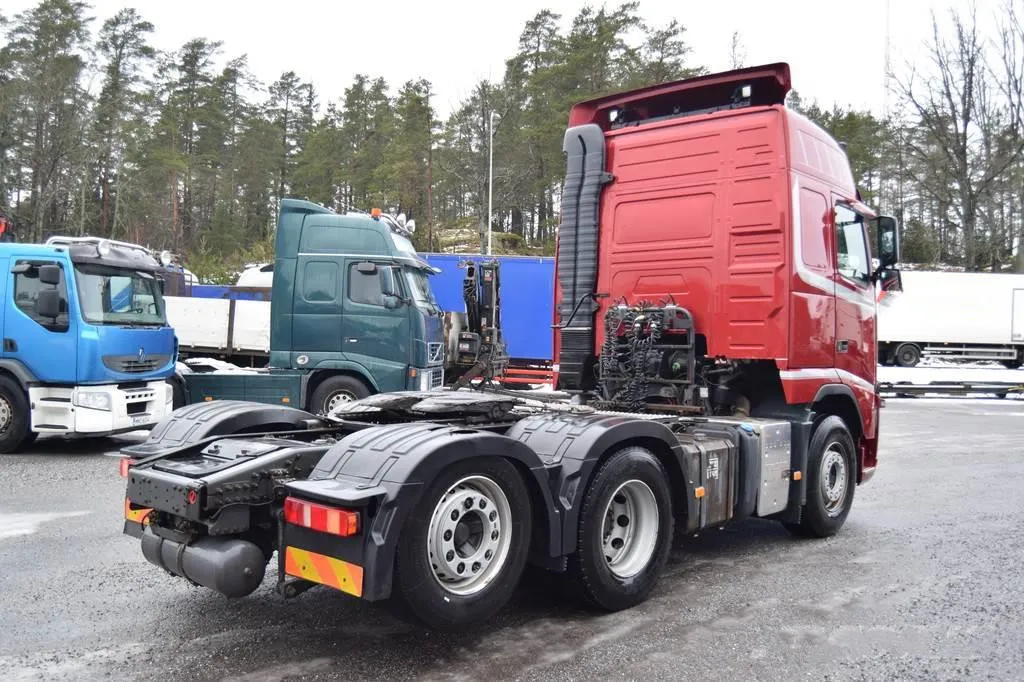 Used FH12 Volvo Tractor Head of 6x4 Used VOLVO FH12 Truck Trailer,used Volvo Tractor Headv