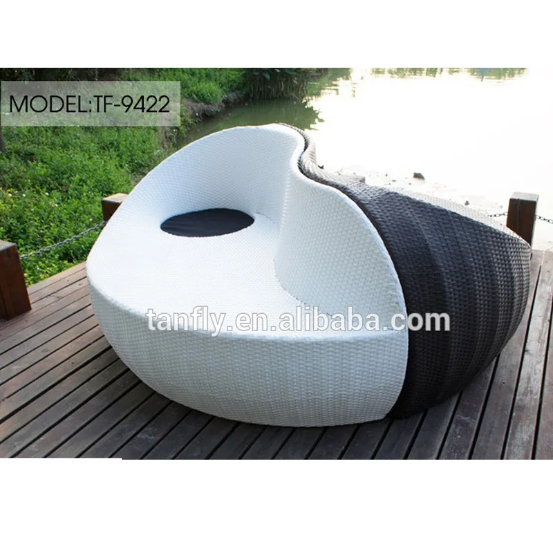 Outdoor furniture and swimming pool sunbed sun loungers Yin Yang