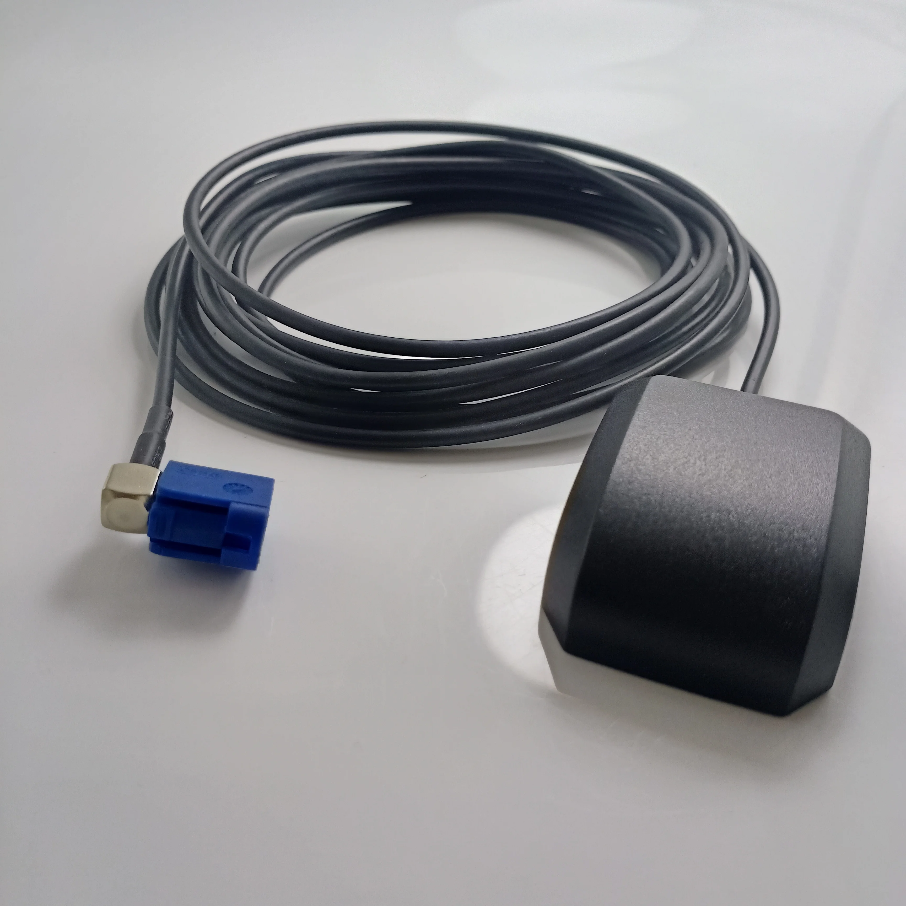 High quality outdoor GPS antenna for car and ship high gain 28dbi active GPS viscous antenna with Fakra connector