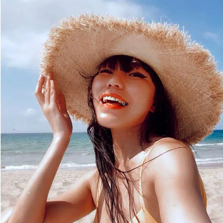 Женская шапка в стиле ins, летняя шапка ручной работы с жемчугом, праздничная пляжная Соломенная Шапка с большой рафией и жемчугом, новинка 2021