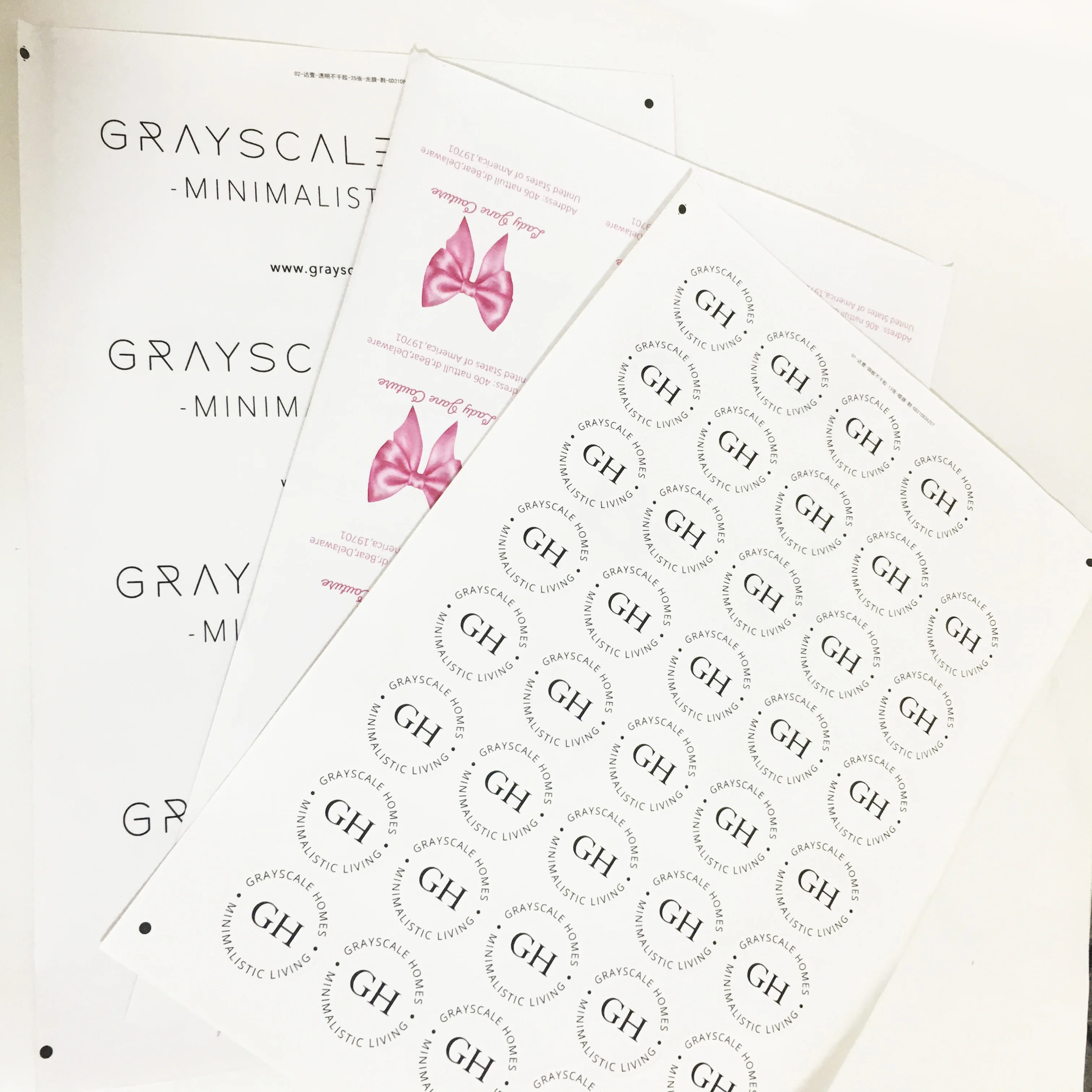 Luxury Custom Brand Gold Logo Handbag Packaging Adhesive Sticker Label Roll