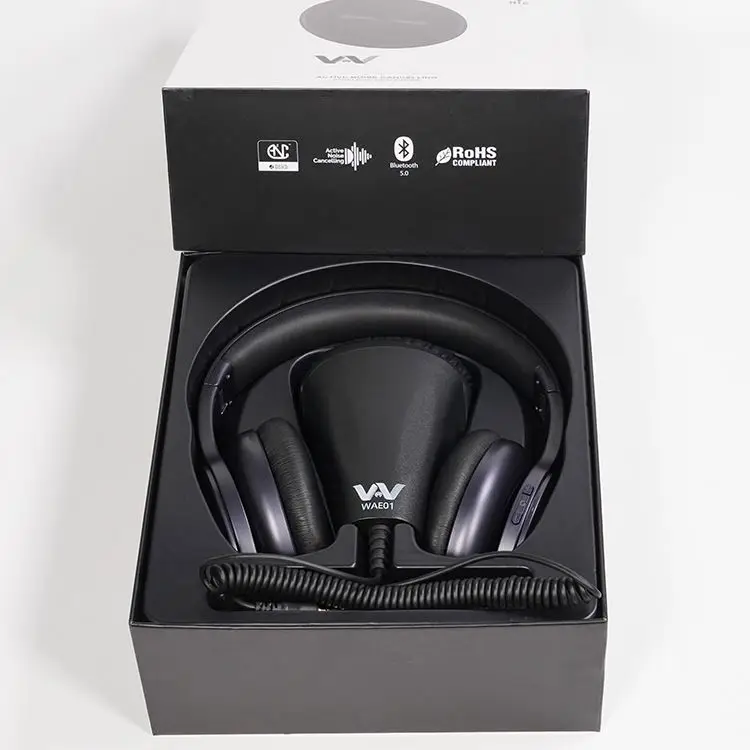 Price Good Sports Earbuds Macaron Mic Earphones Earphone Cover With High Quality