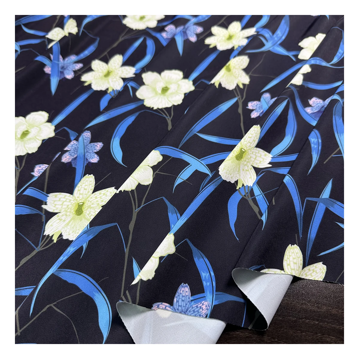 The factory outlet tropical flowers design 180gsm polyester chiffon digital printed satin tencel fabric wholesale for clothing