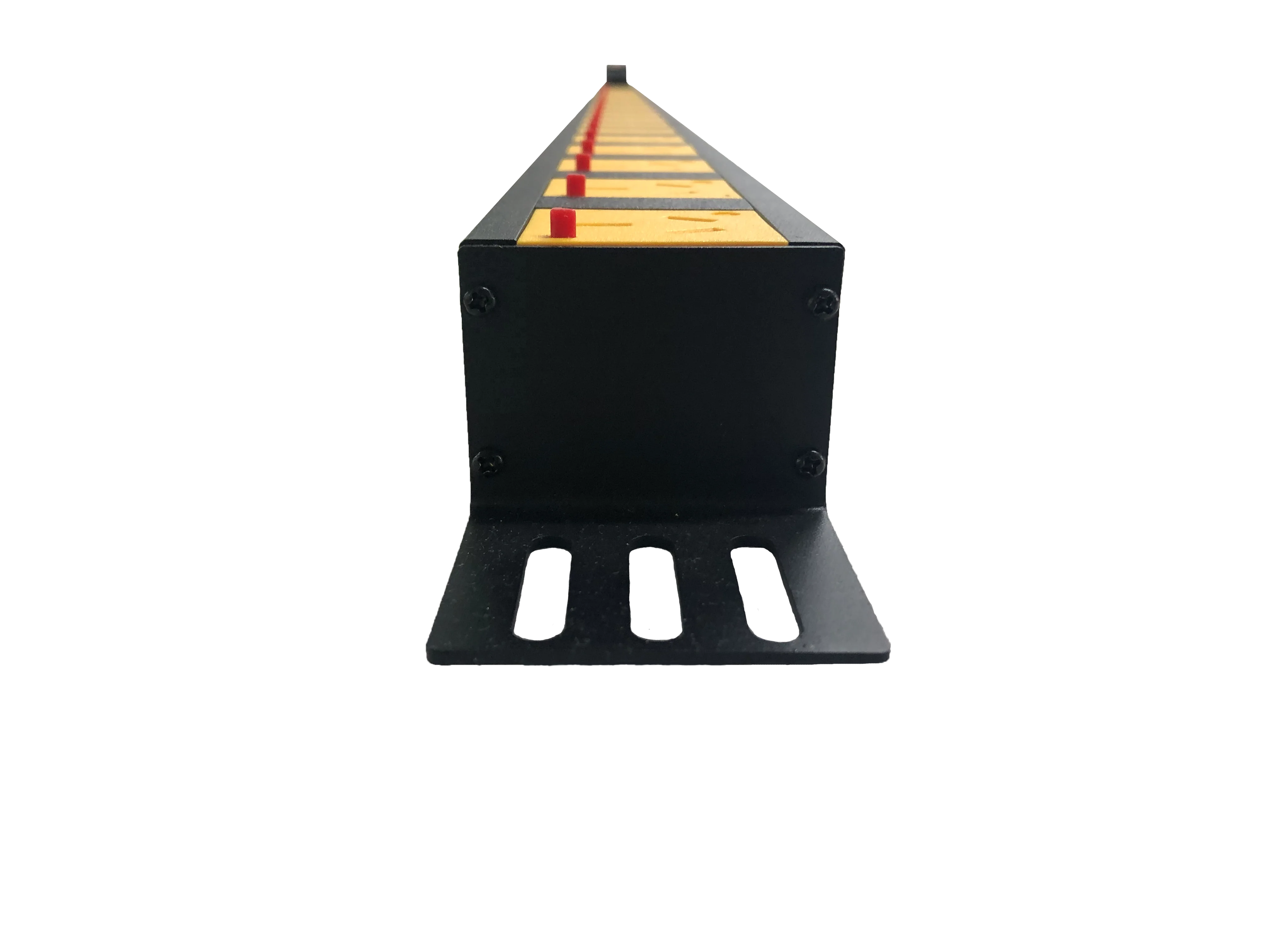 OEM PDU 1P 32A circuit breaker 19 Inch 1.5U Aluminum Black 24 Ways  Outlet Overloading Protected Rack Mount Pdu