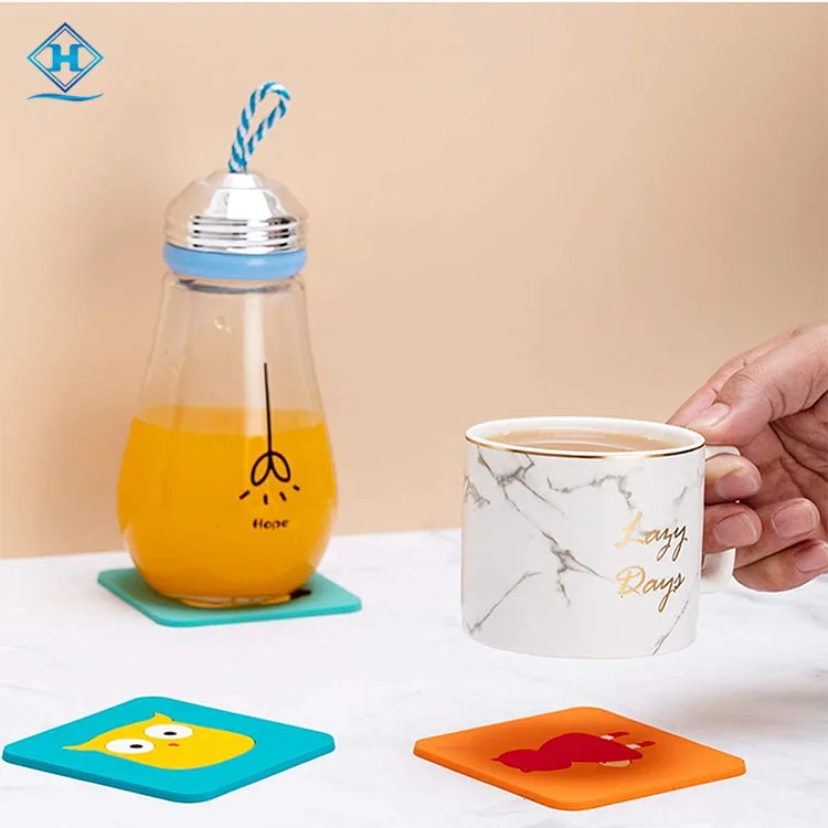 Amazon Hot Sale OEM Scald-Proof Anti slip Table Mat Fashion Cartoon Shape Dinner Set PVC Dish Kids Coaster