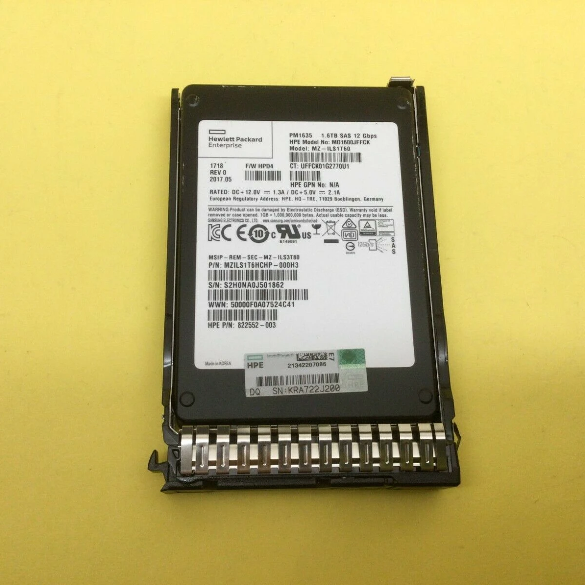 822563-B21 HPE 1.6TB SAS 12G MIXED USE SFF SC SS540 SSD 822788-001