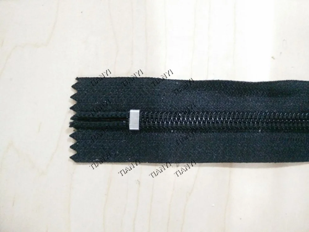 Automatic Bottom Stop Attachment Zipper Production Machine