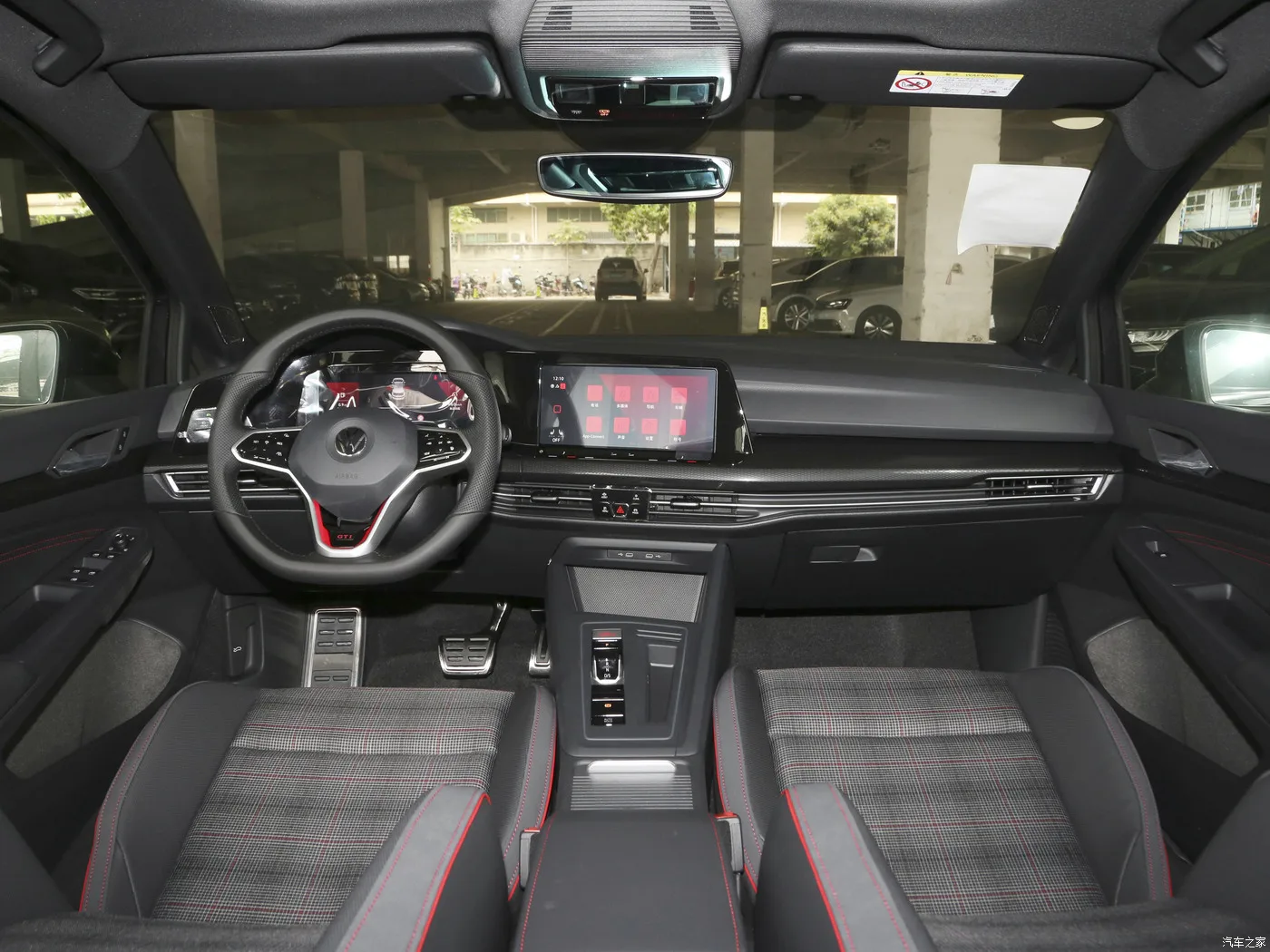 2024 Hot selling Auto Volks-wagen Golf GTI 2.0T 220ps 5Doors-5Seats Hatchback car cheapest Import From China