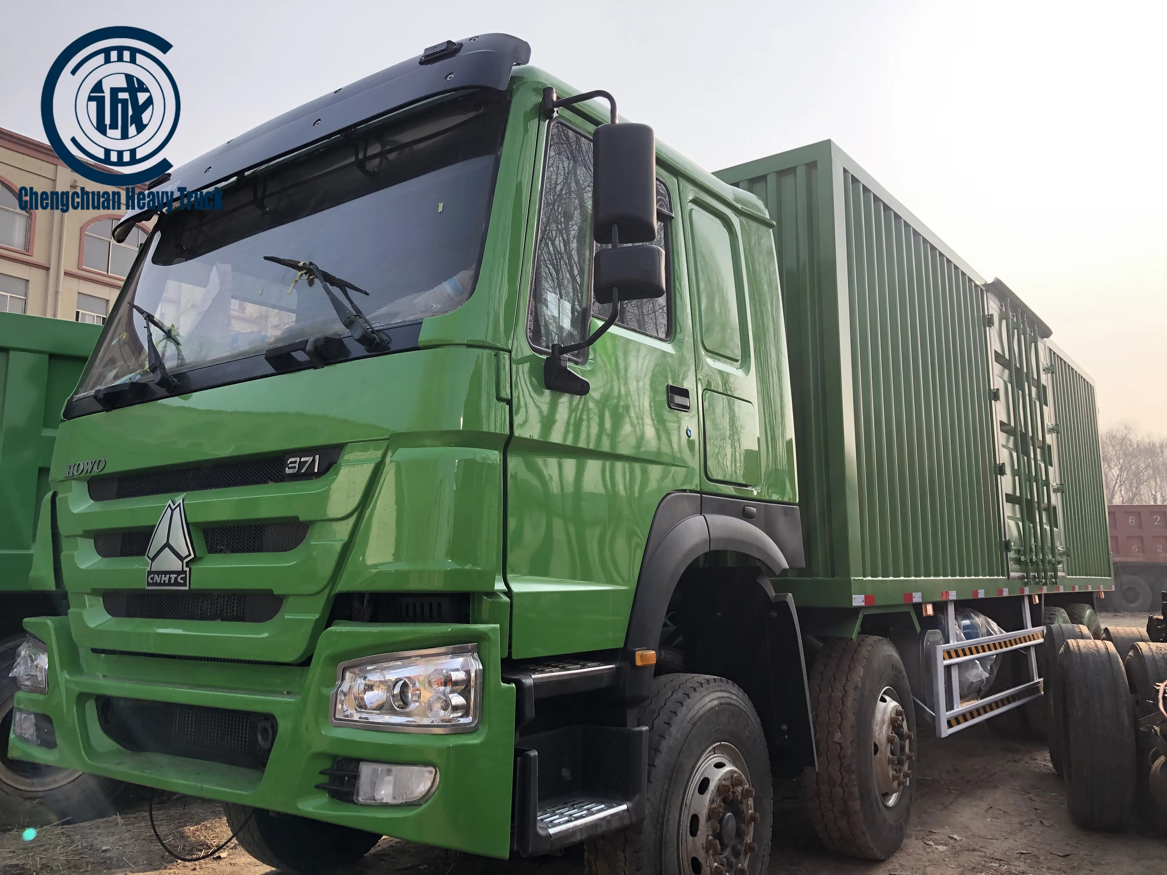 2018-2020 Year Used Sinotruk Howo Dump Truck 8X4 12 Wheels Special Heavy Duty Dumping Sand Cargo Mining Dump Truck In Africa