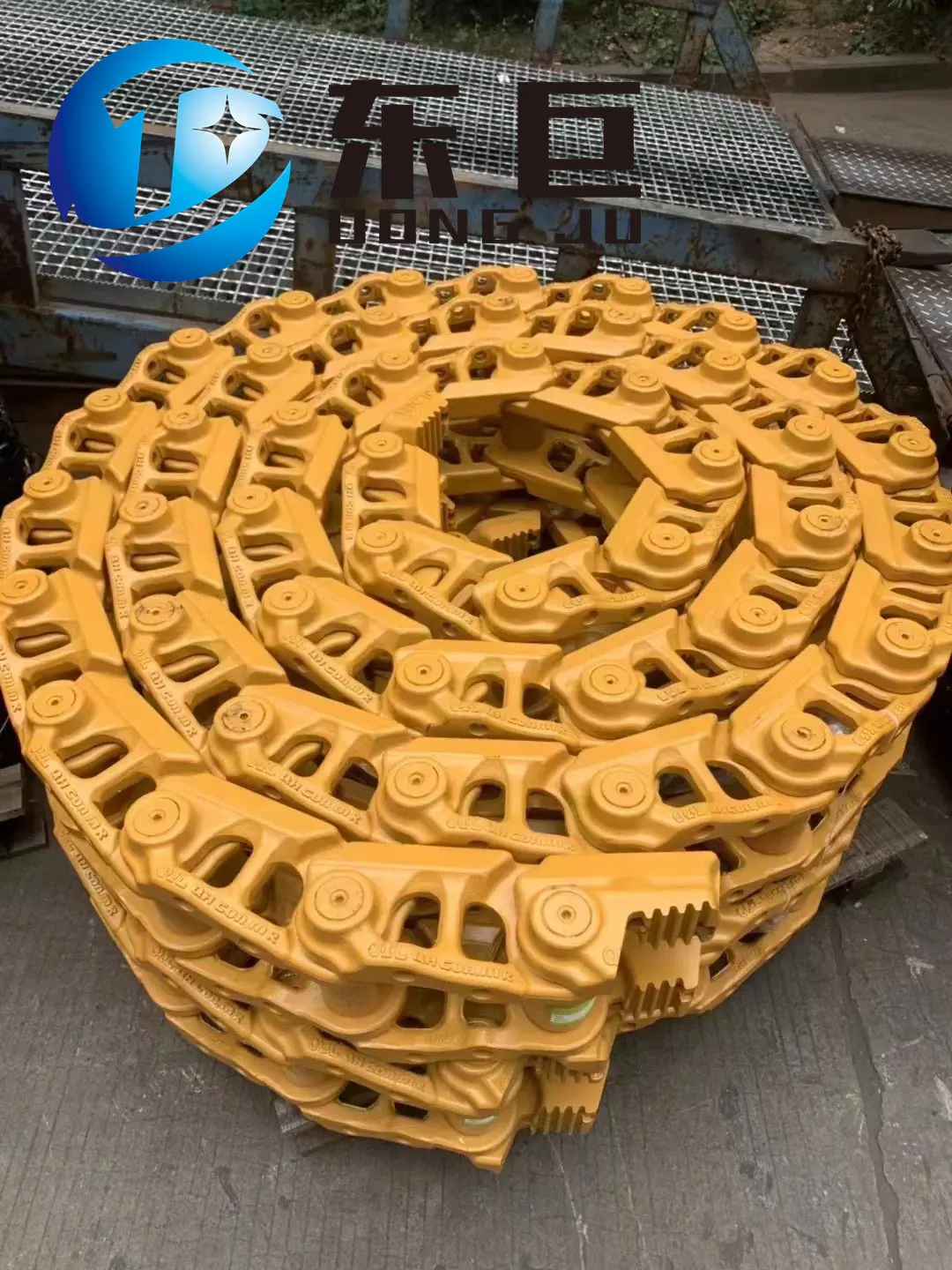 Construction Machinery Parts Chassis Part 175-30-00575 101-32-11360 101-32-11350 195-78-71390 High Quality Spot Sales
