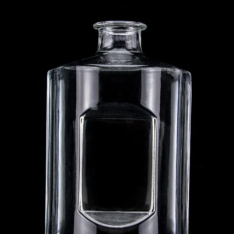 Customized Shaped 750ml Vodka Glass Bottle Cork Finish Clear Liquor bottle