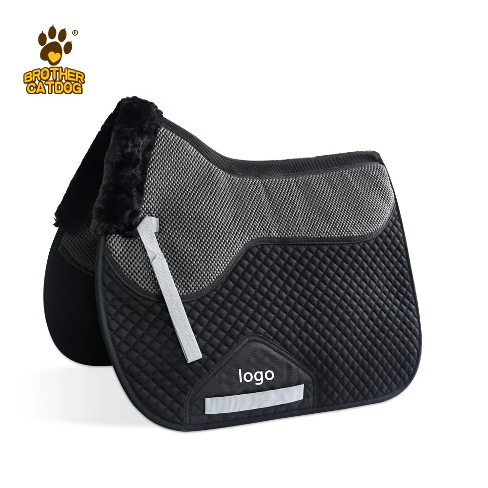 Winter Fleece horse jumping pads  Horse riding accessories Customized anti slip close contact saddle pads