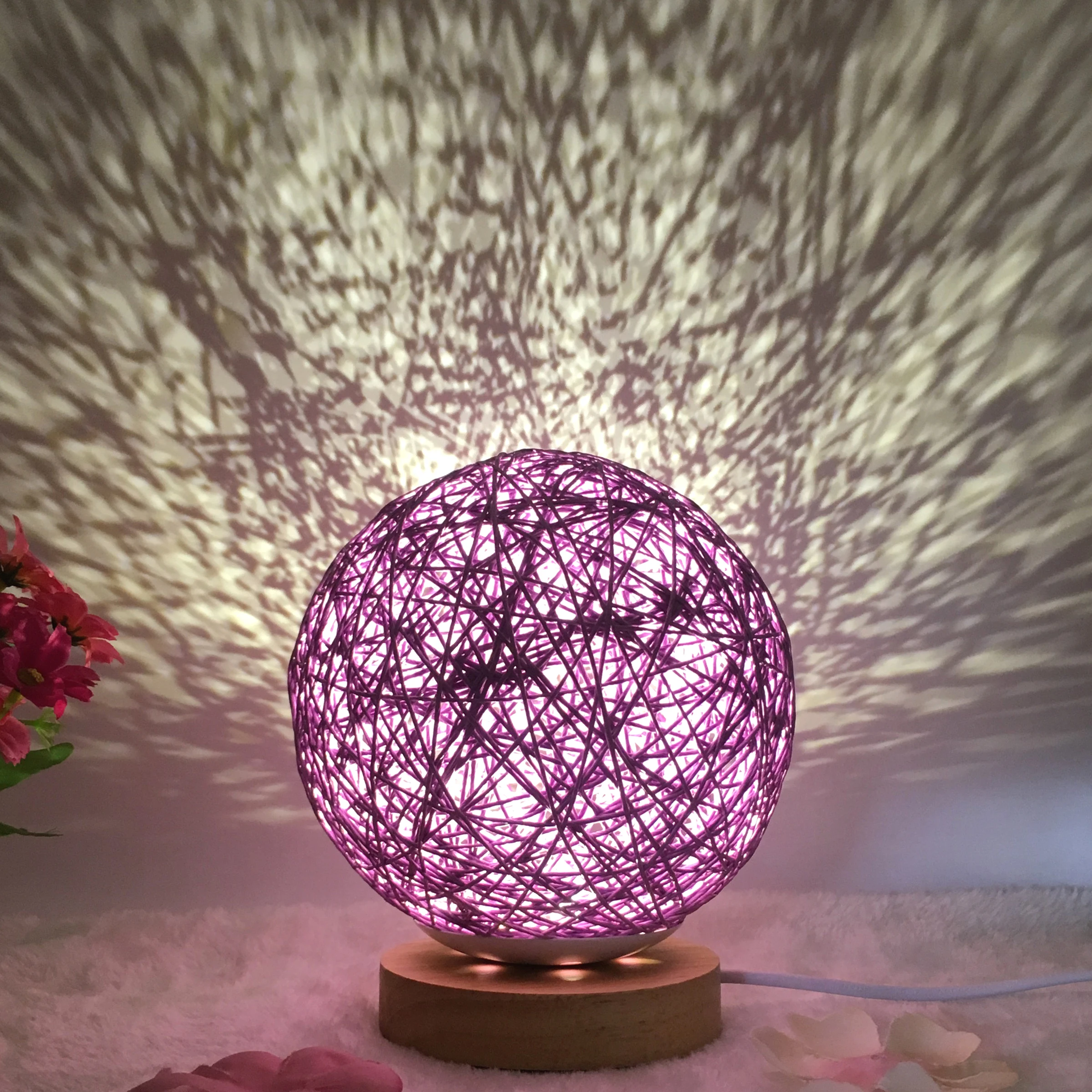 LED Rattan Ball Table Lamp 15cm Romantic Warm Night Light Brightness Globe Ball Decorative Desk Lamp for Bedroom House