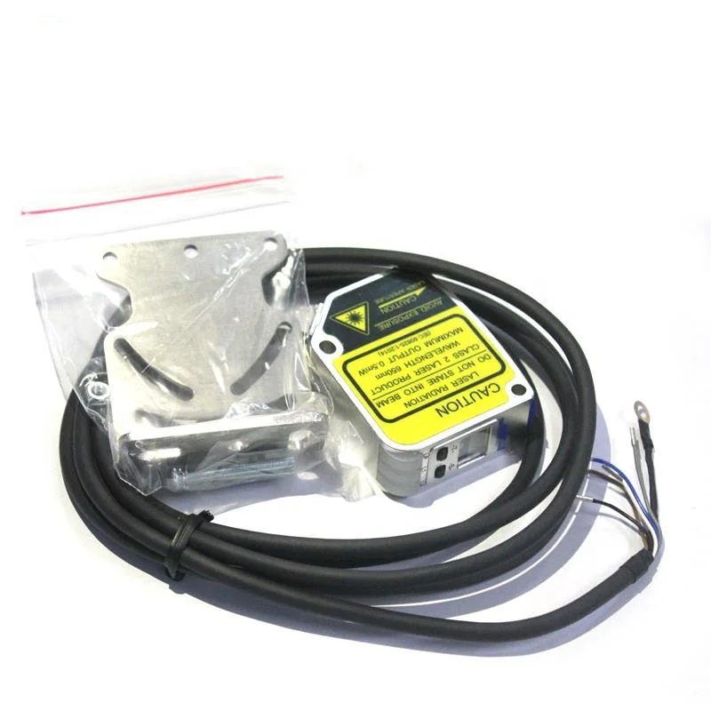 The high precision laser displacement ranging sensor measures the thickness and height of the sensor