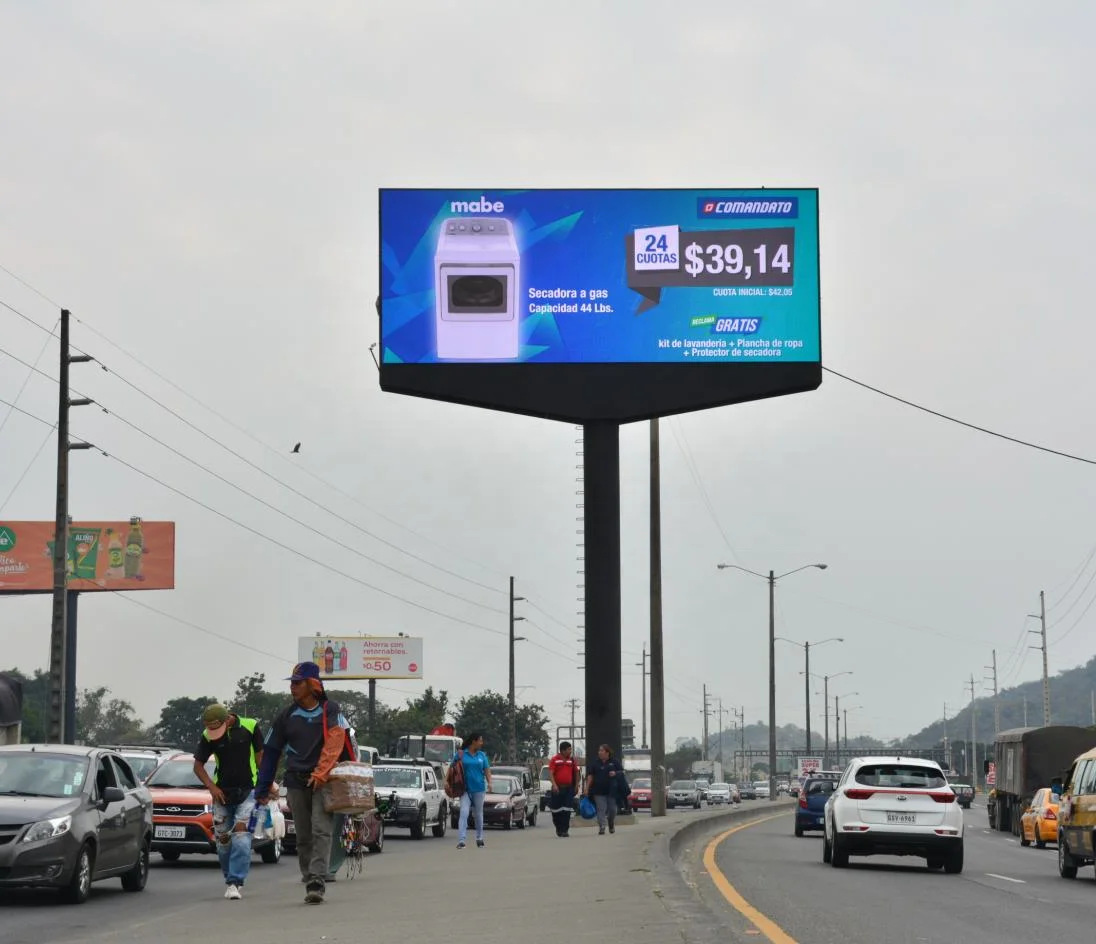 P10 giant Led outdoor screen for advertising double sides pillar led screen