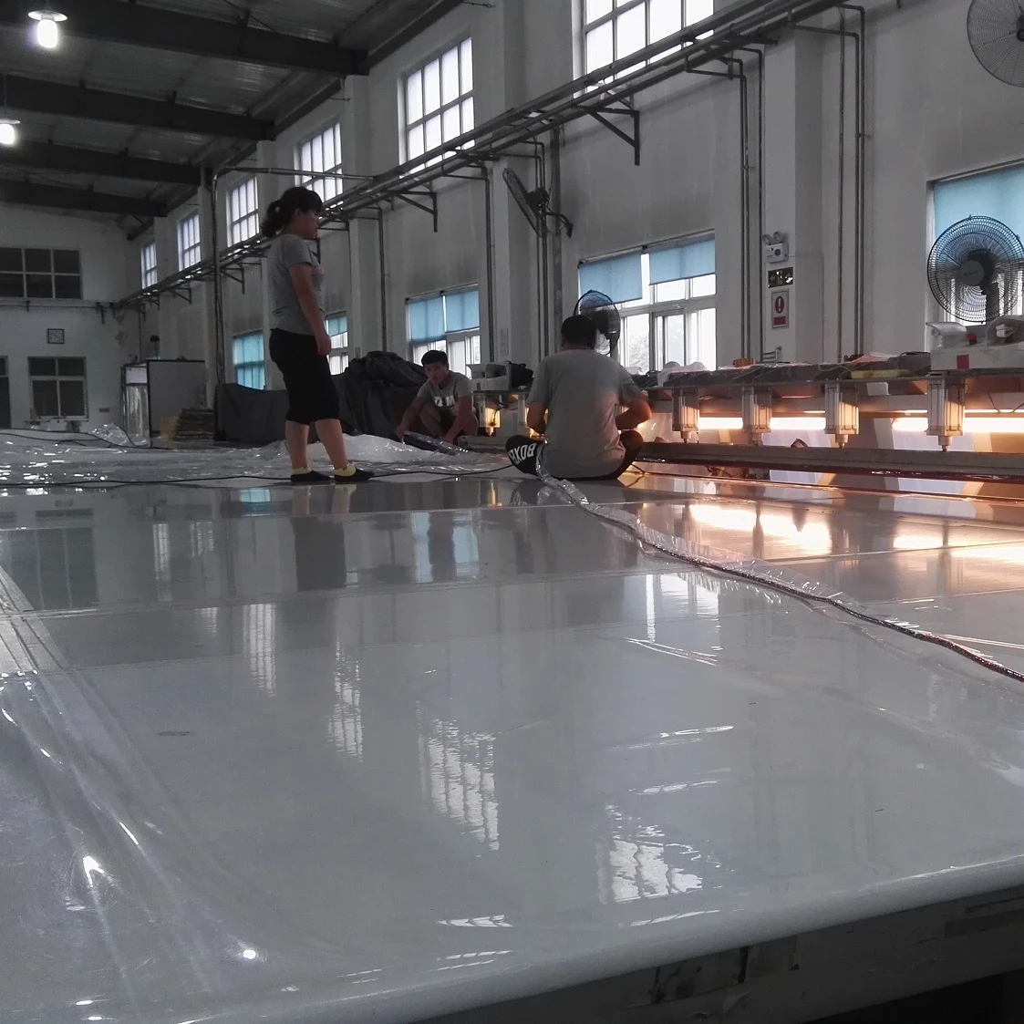 Acrylic coated polyester fabric pvdf tarpaulin membrane roof materials