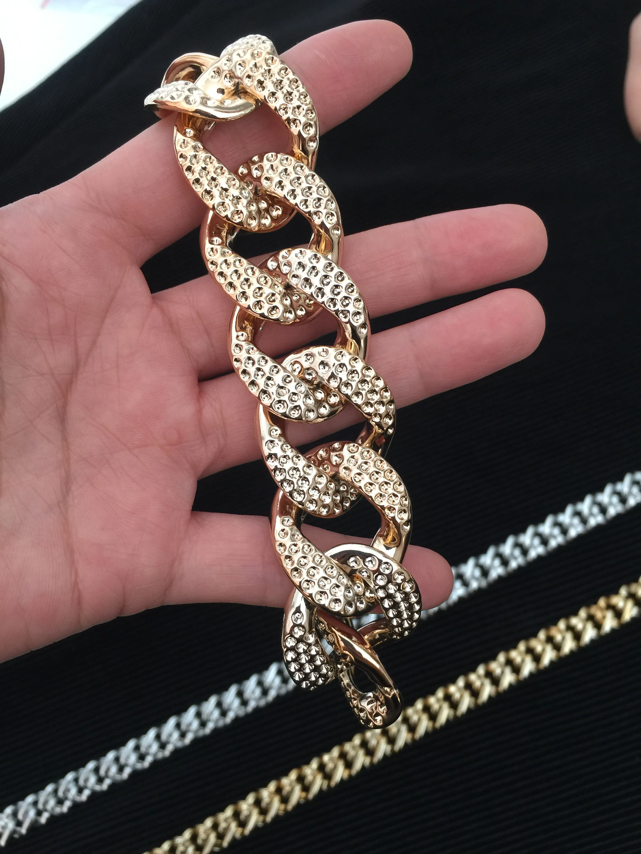  New Product Fashion Retro Handbag Accessories Recycled Material Acrylic Resin Chains