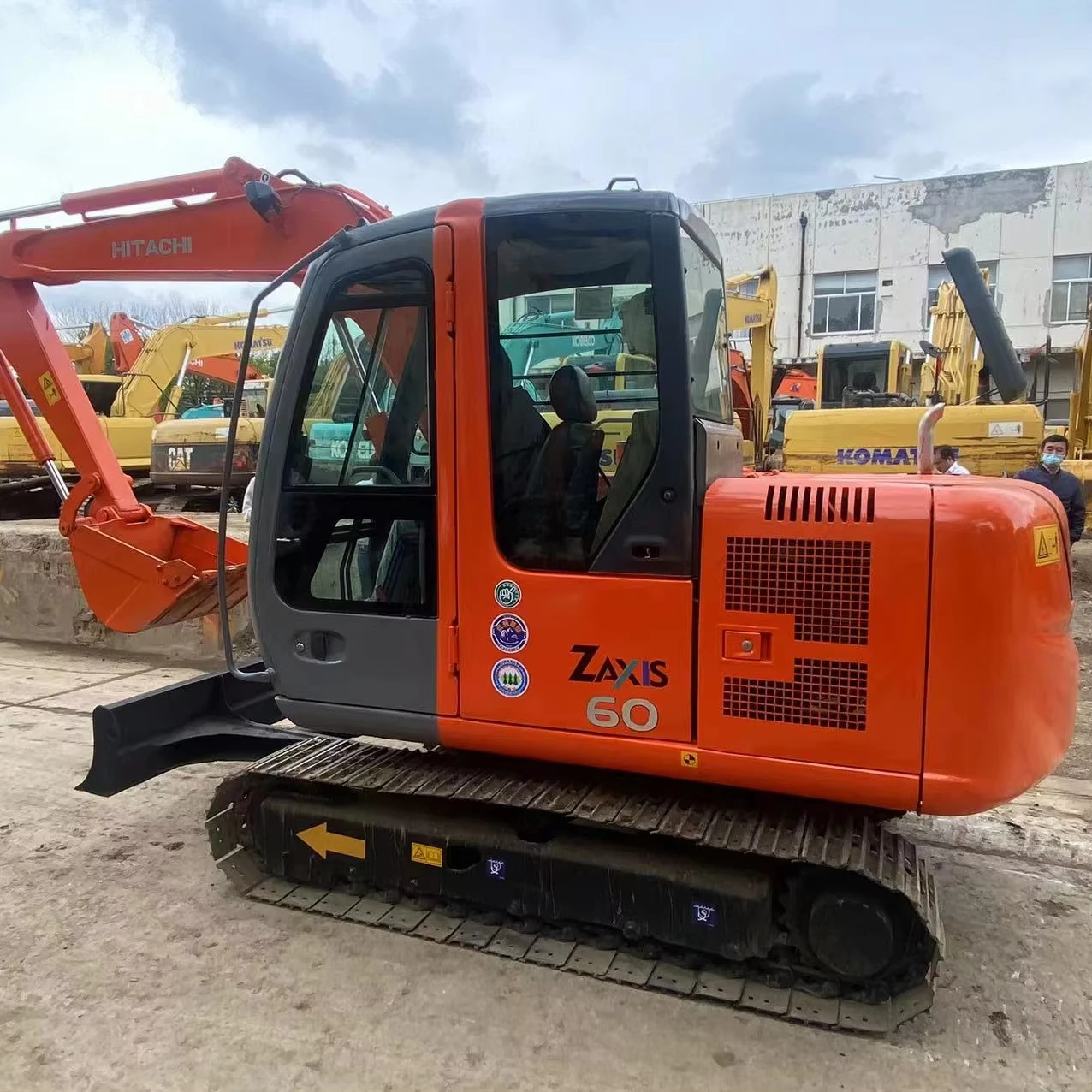 Хорошее состояние Япония оригинальная низкая цена Hitachi подержанный экскаватор ZX60 гидравлический гусеничный б/у ZX 55 60 70 80 для продажи