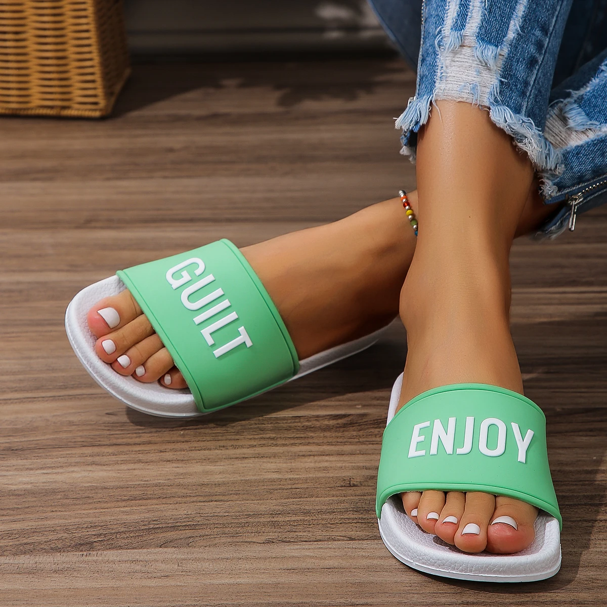 Happyslide Wholesale Factory Price Green Color Unisex Men Women Custom Logo Blank Slides Slippers Footwear