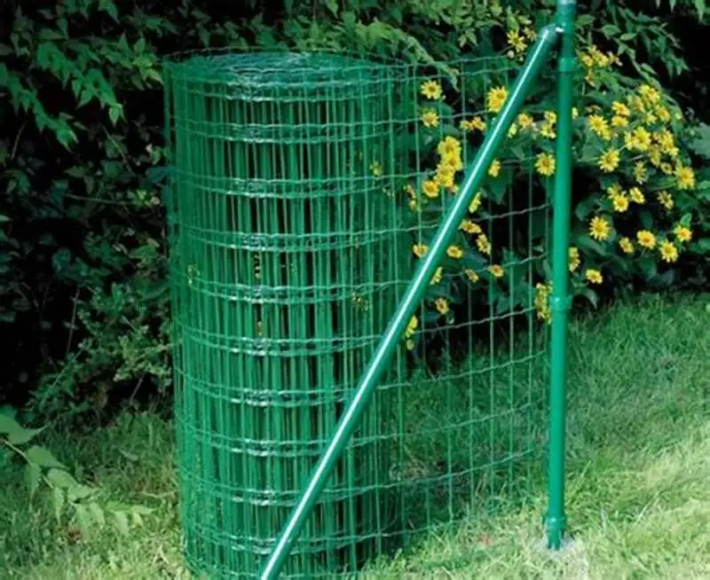 Factory Good Price Manufactory Pvc Coated Garden Netting Welded Wire Mesh Plastic Farm Fence