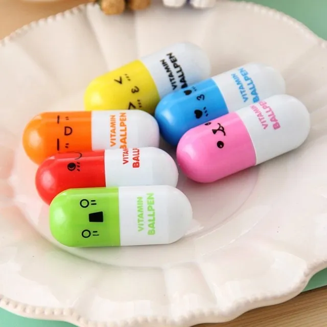 Hot-Selling Cute Portable Pill Shaped Pen Advertising Retractable mini Ballpoint Pen