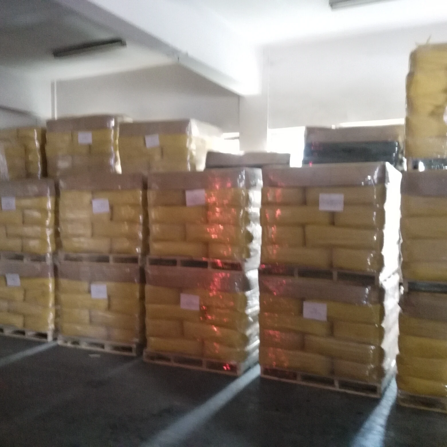 factory sales colorant iron oxide yellow pigment for concrete tile