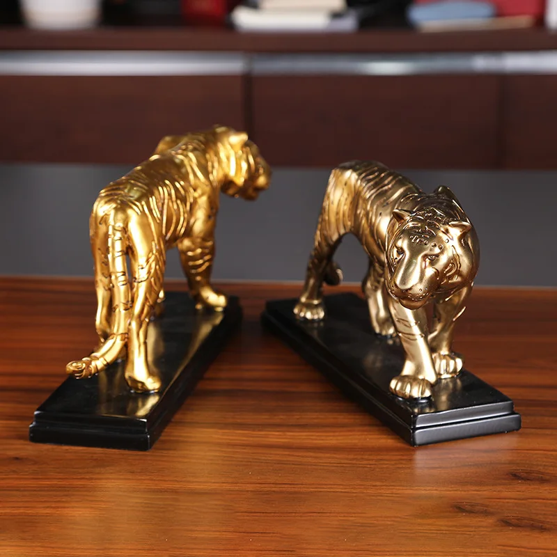 2024 resin animal crafts American Tiger Leopard Decoration Living Room Office Table Crafts Leopard Sculpture Resin Tiger Statue