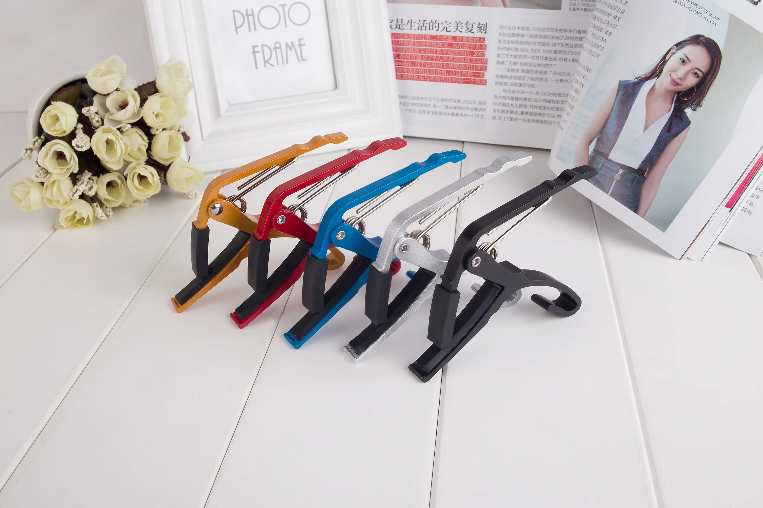 OEM Available Cheap Guitar Accessories Capo Colored acoustic guitars Capo Factory direct guitar accessories