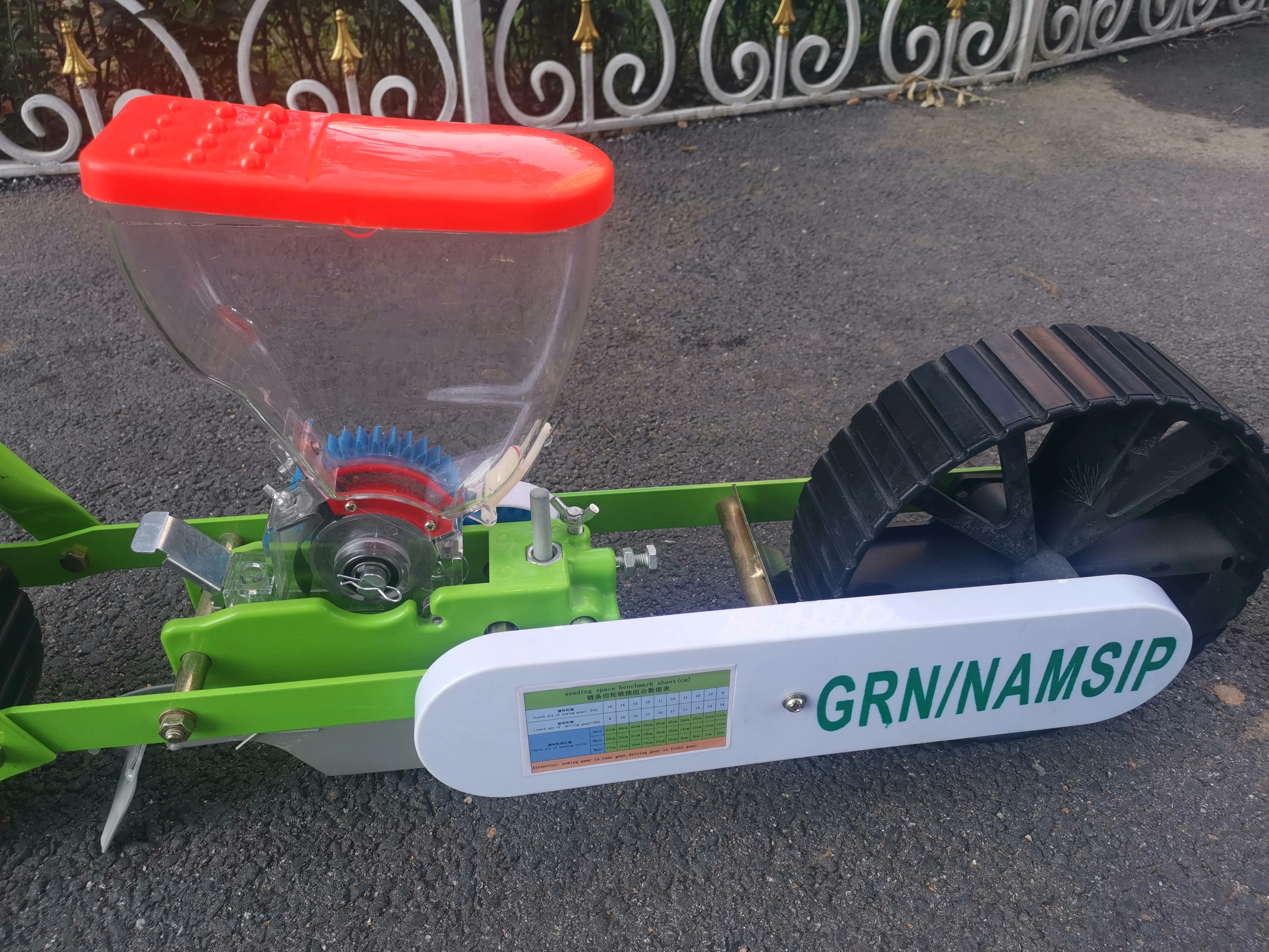 efficient farm use vegetable seeders 1-6 rows manual seed planter for hot sale