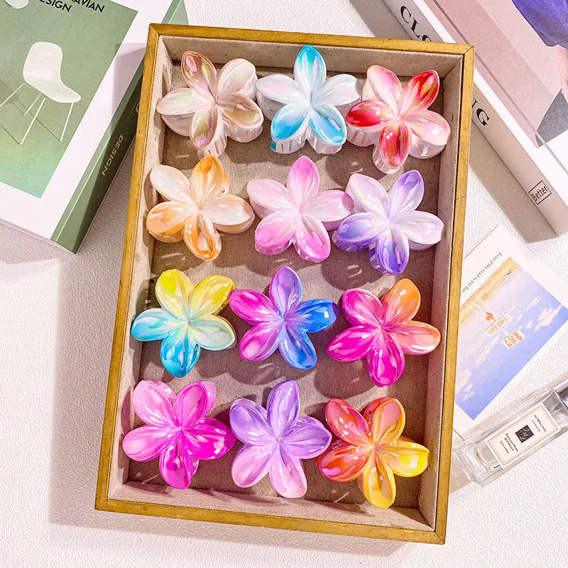 Qianjin New Hot Sell Women Girls Plumeria Hair Accessories ABS Hawaiian Delicate Gradient Color Flower Hair Claw Clips