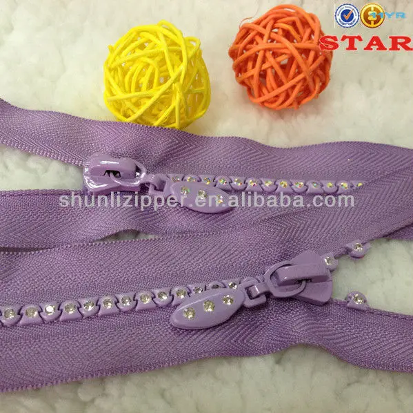 Wholesale No 5 high quality and low price rhinestone ycc zippers