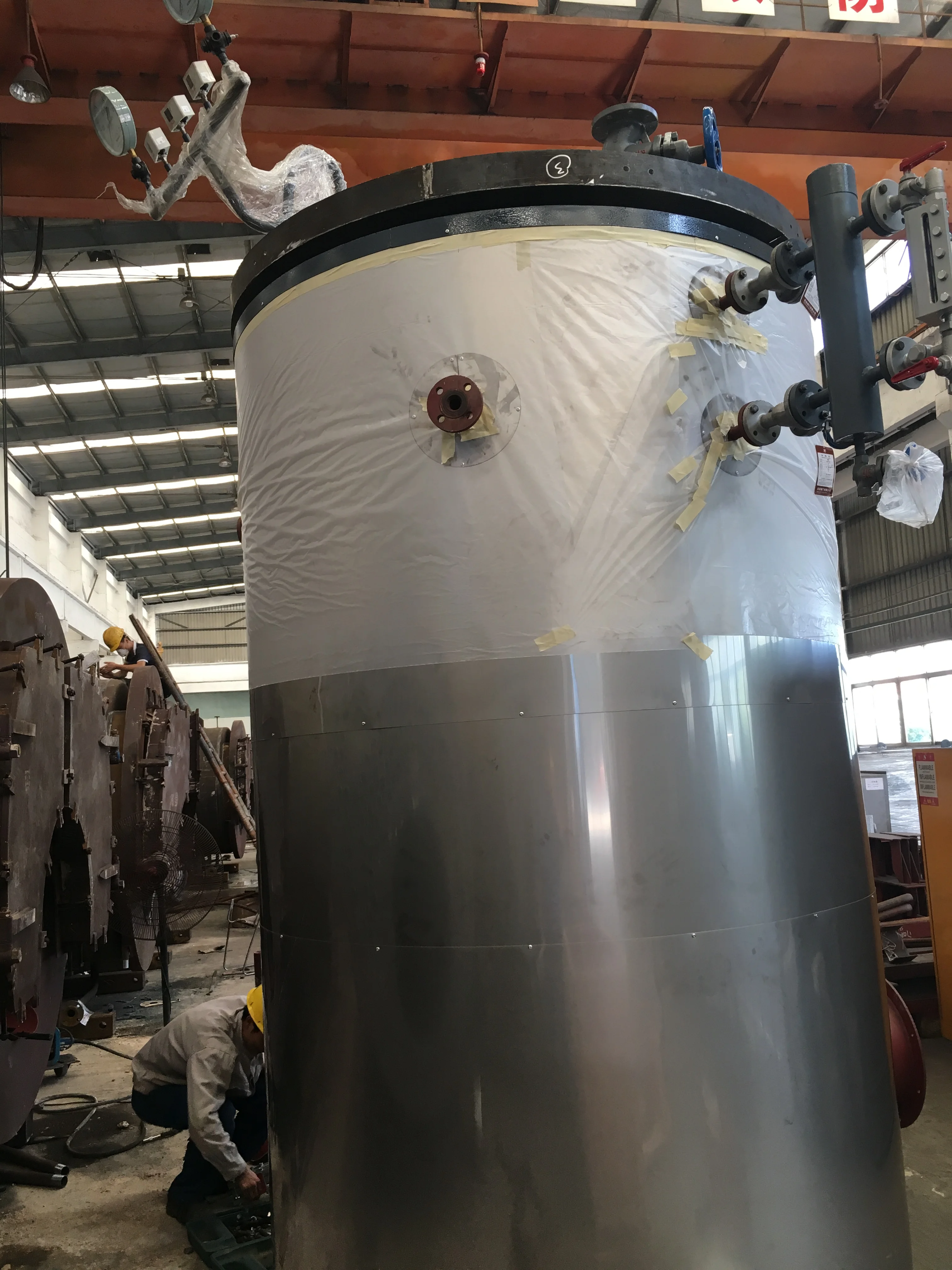 Small vertical 300kg steam boiler gas heated