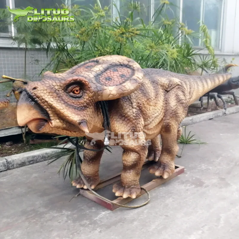 Реалистичная анимированная механическая модель динозавра в натуральную величину