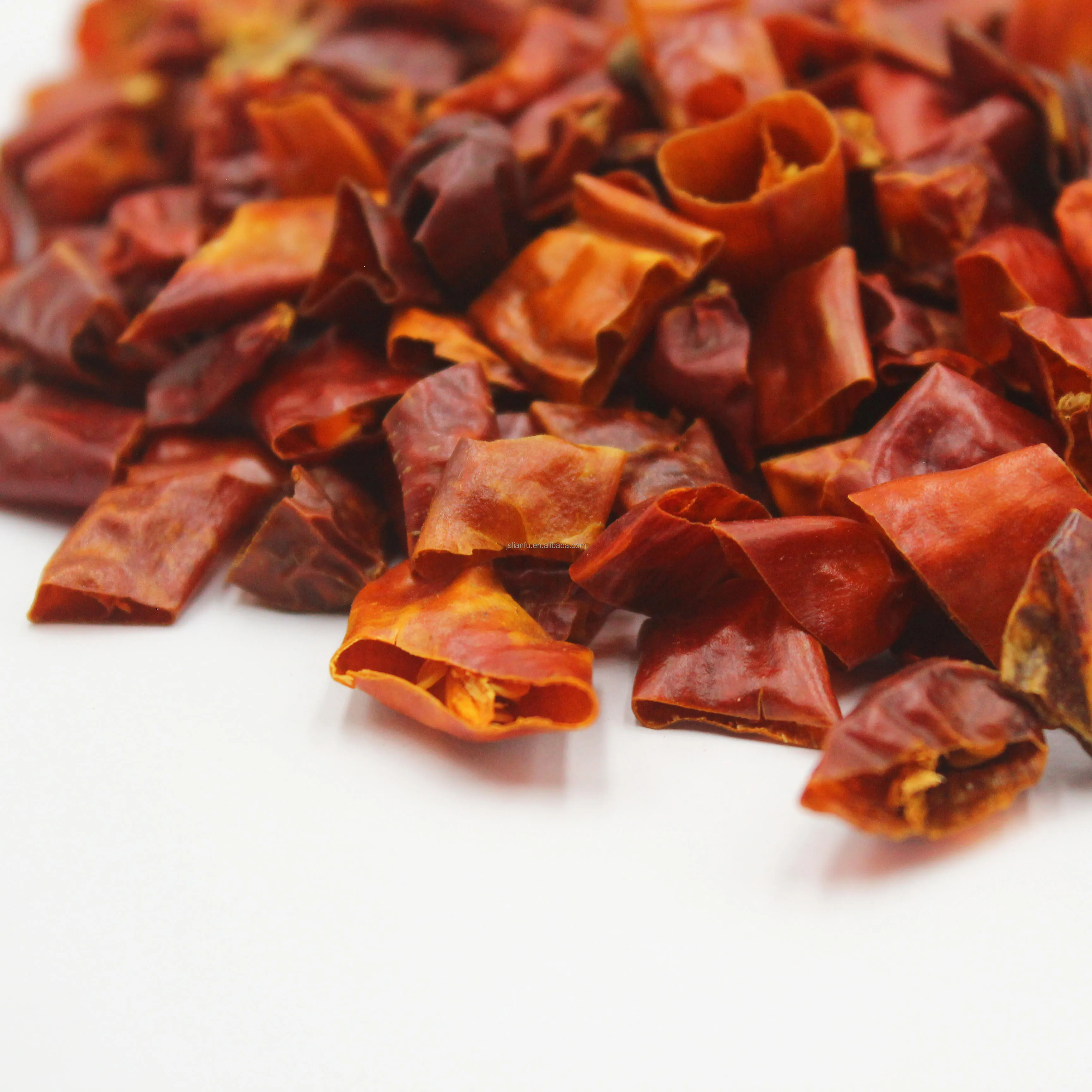 Factory supply High Quality Dried Spicy Red Chili Sliced Chili Rolls