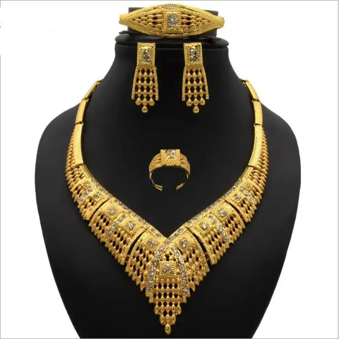 Fashion 4 Pcs Women African Jewelry Sets Statement Luxury Big Crystal Saudi 18K Gold Plated Dubai Wedding Bridal Jewelry Set