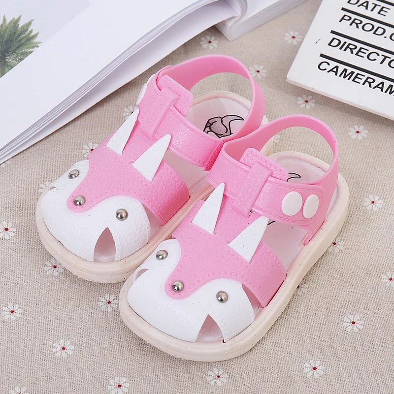 
S60226B 2019 Cartoon soft bottom comfortable baby shoes baby walk wearing shoes 