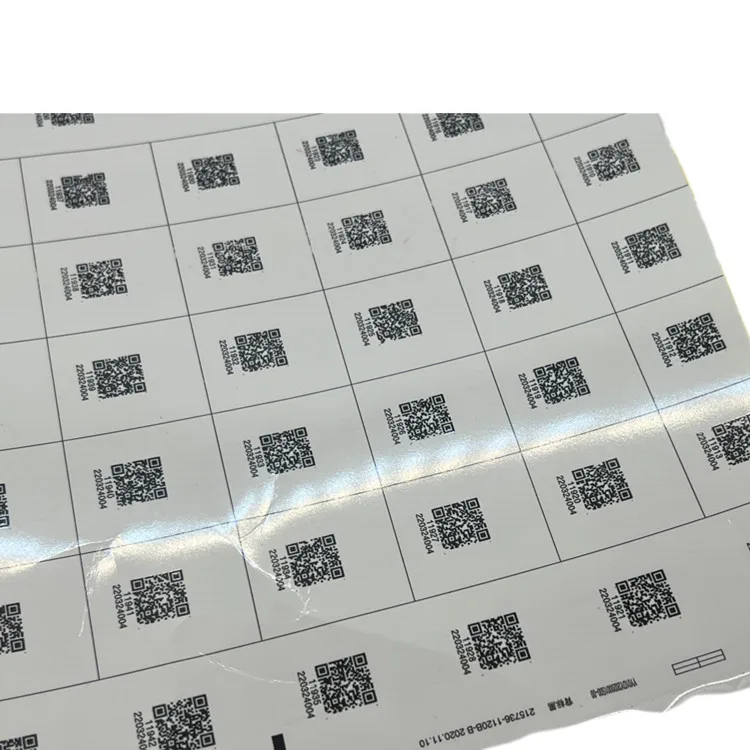 Custom stickers roll labels    Roll Printing Adhesive Product Design Printing Labels Stickers