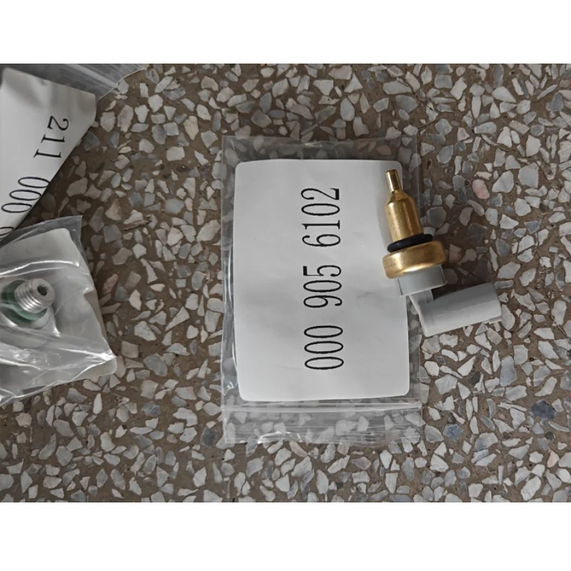 Wholesale Price Car Engine Coolant Water Temperature Sensor 0009056102 A0009056102 For Mercedes-Benz GL X166 Auto Spare Parts