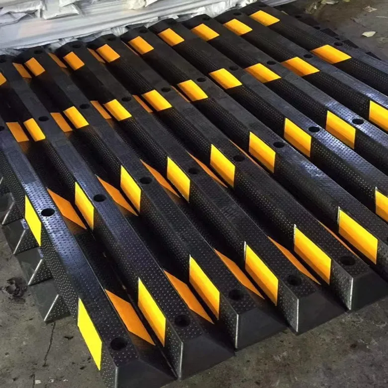 Cheap New Design Garage car parking curb Rubber Wheel stopper for parking lots