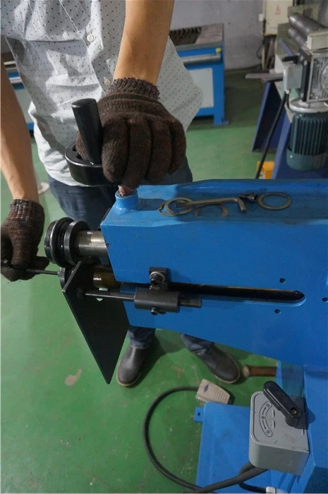 DDM Duct Rotary machine  round duct grooving machine duct beading machine