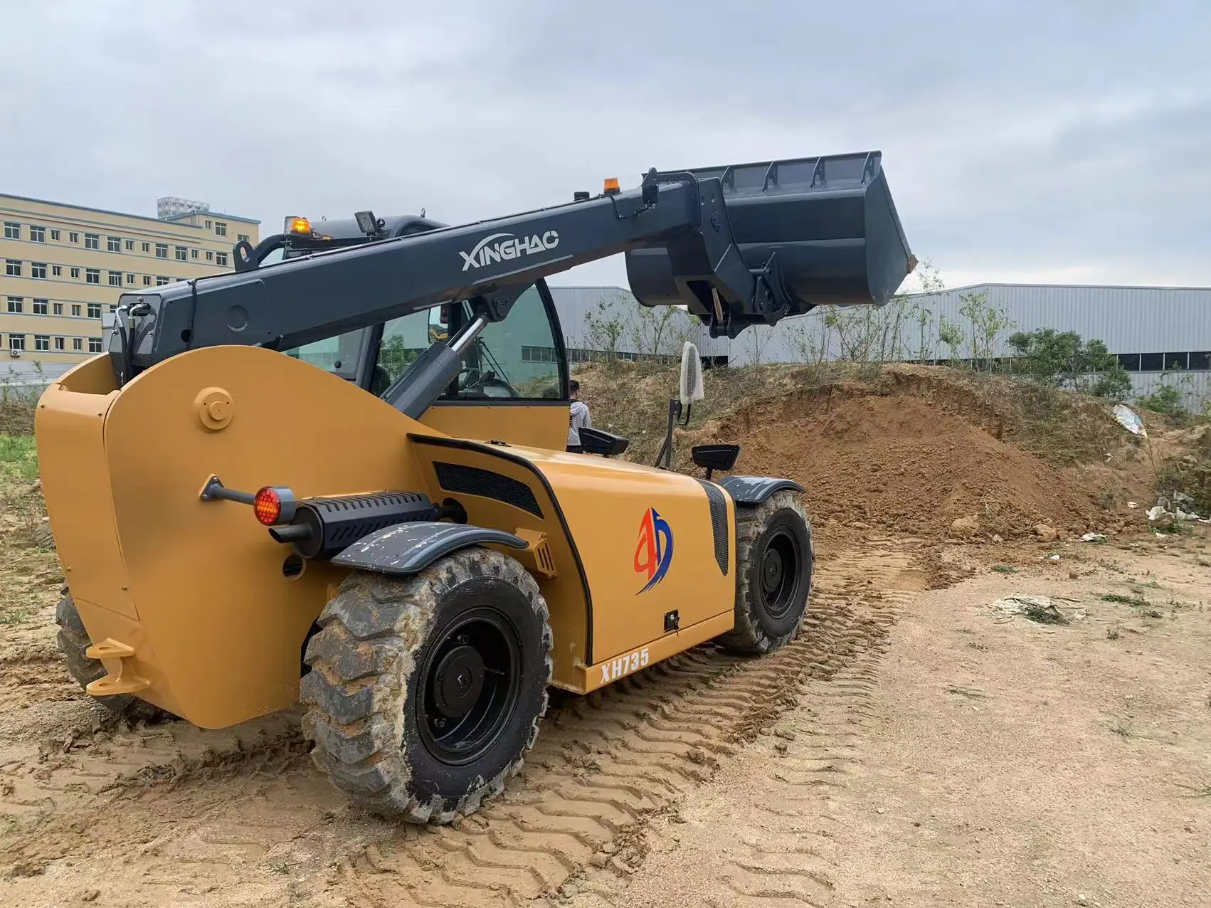 Xinghao everun mini small Telehandler  Lift Forklift 3 ton telescopic handler forklift telescopic handler loader price