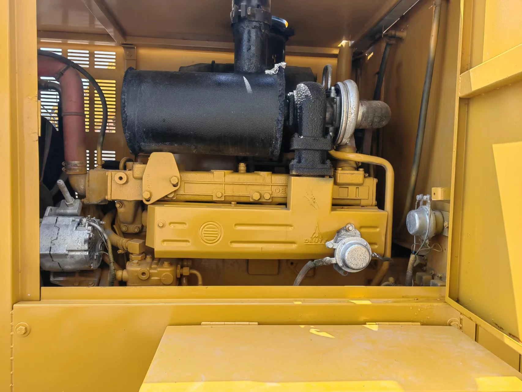 Used Caterpillar Motor Grader in Stock Most Popular Brand OriginalJapan Made Cheap Used CAT140H Motor Grader for sale