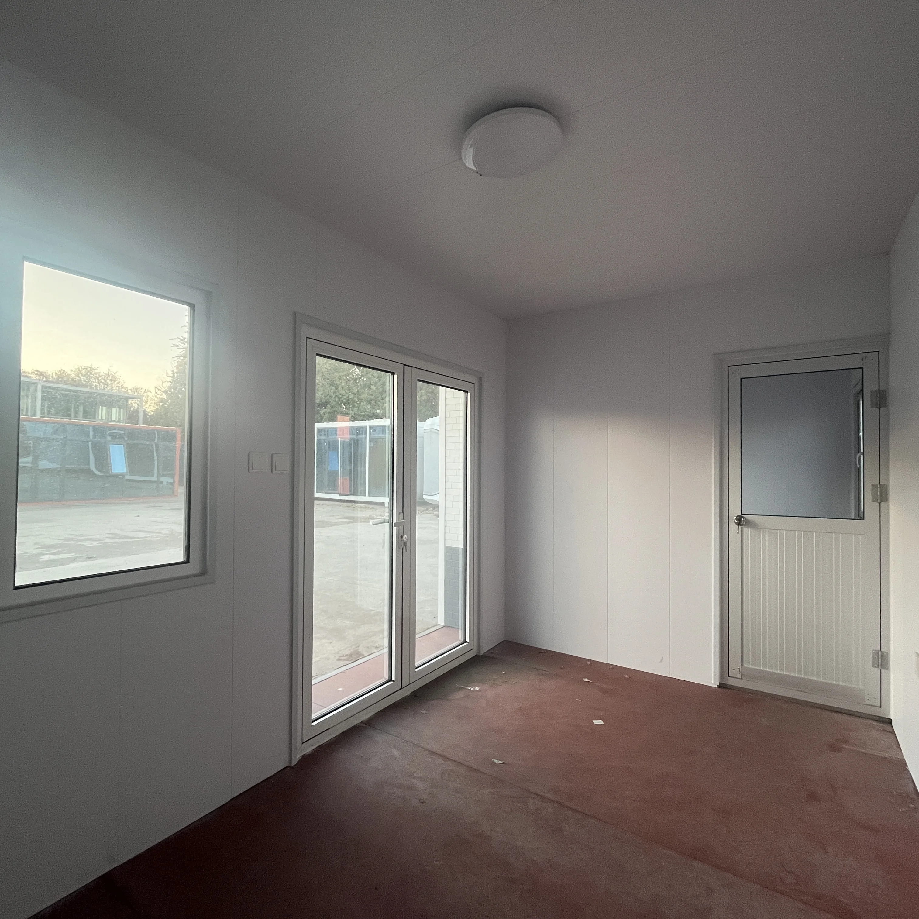 Welded 20ft 40ft Prefabricated Houses Custom Color Flat Pack Expandable Containers Home Use Bathroom Made Sandwich Panel