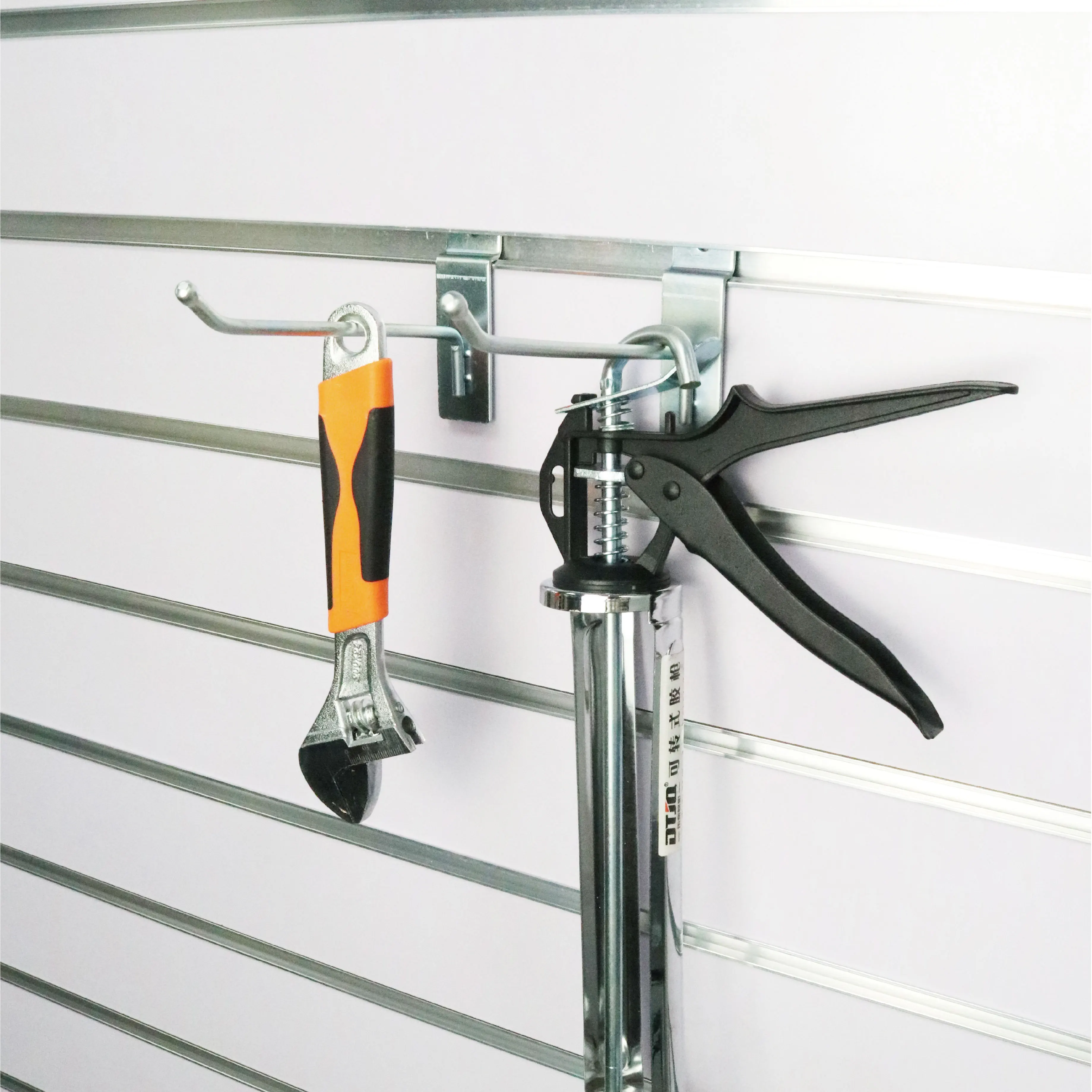 Best price double display metal clothes hanger single prong black & pegboard hooks slatwall hooks for garage