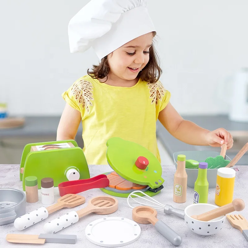 Amazon hot selling wooden bread machine kitchen toy set wholesale designed for young children wooden toy set
