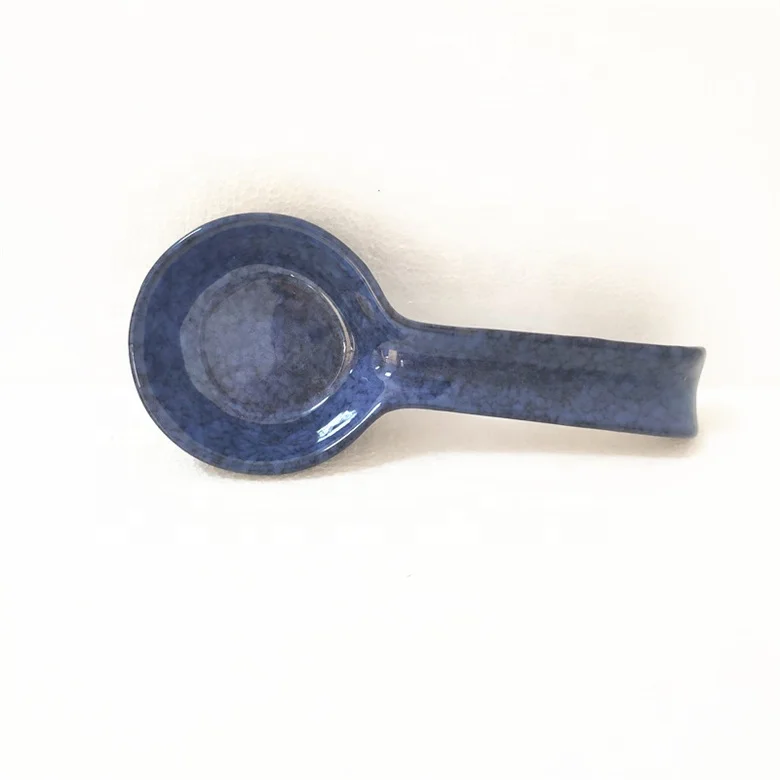 Декоративная кухонная утварь, элегантная керамическая ложка для супа терракотового цвета белого и синего цвета