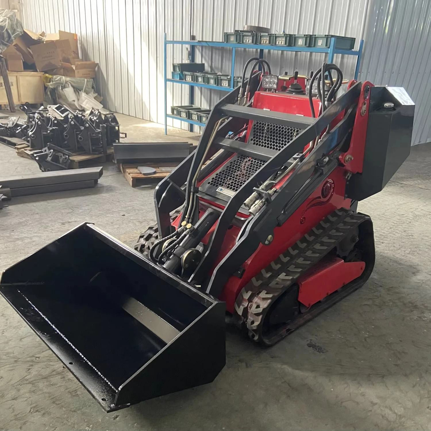 Durable Skid Steer Loader with Long Service Life - Built to Last