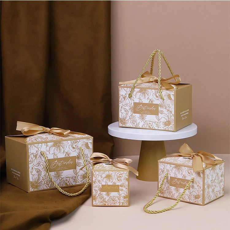 Luxury Custom Bridesmaid Gifts Guest Candy Indian Red Wedding Favor Boxes For Wedding Decoration Favor Souvenir