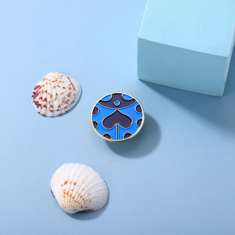 QINGQI Supports Custom Enamel Needle Seven-star Ladybird Shaped Brooch Wrap Clothing Lapel Pin Crcular Badge Jewelry Friends